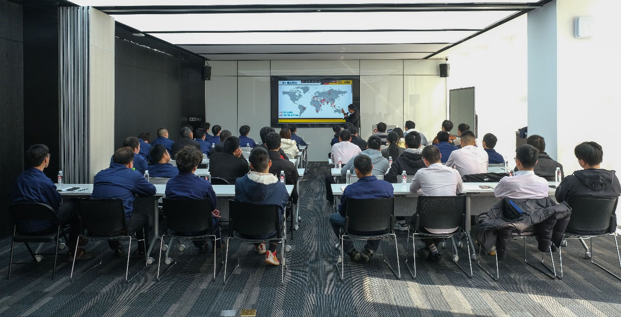 邁向未來 共同成長！泉工股份新員工入職培訓圓滿舉行
